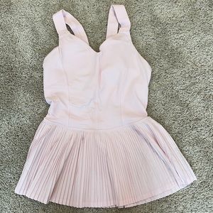 Lululemon ballerina top size 6